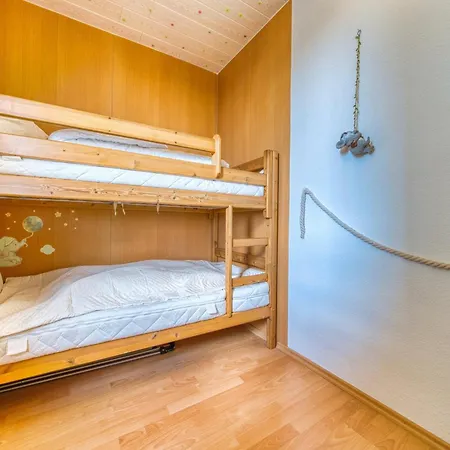- Haus G, App 0g1003 *